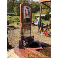 Памятники из Лезниковского гранита в Новомышастовской