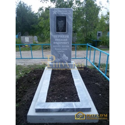 Памятник из мрамора - Прямой — ritualum.ru