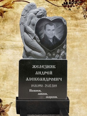 Памятник резной из гранита ЧПУ — ritualum.ru